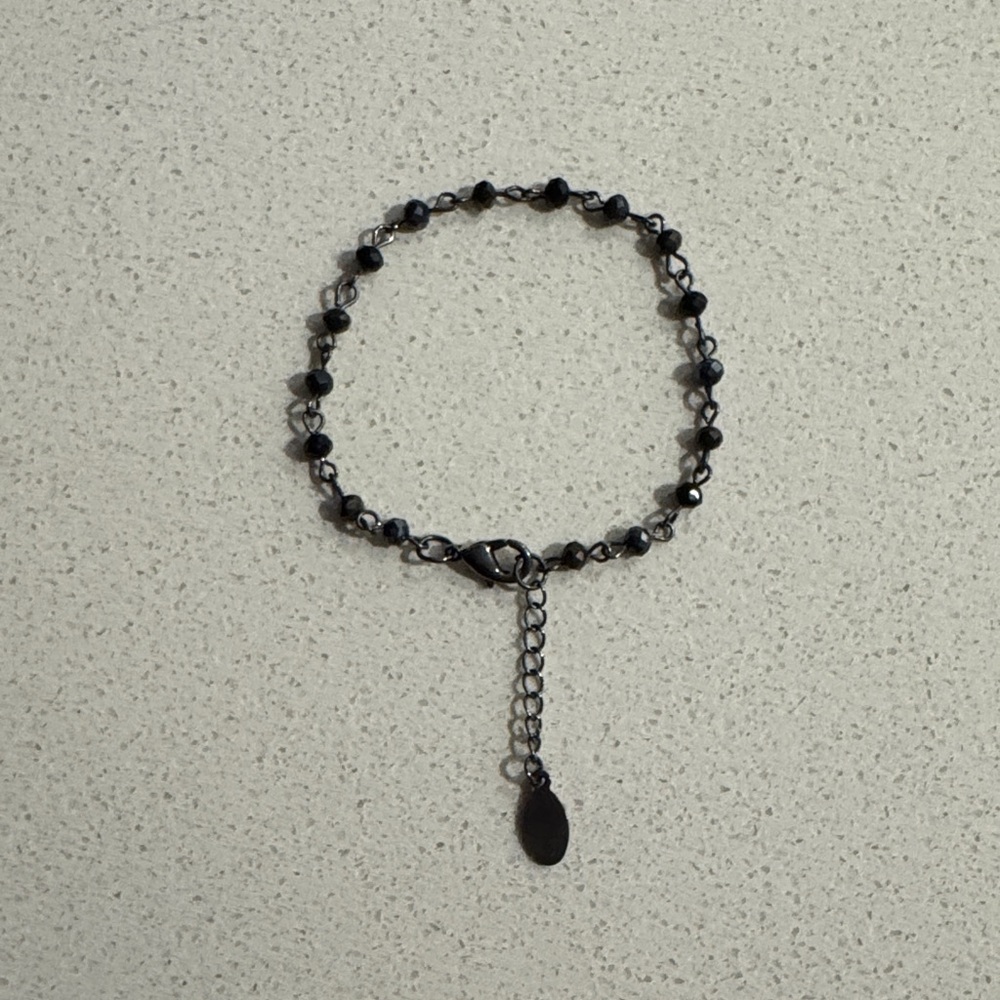 Elegant Black Beaded Bracelet
